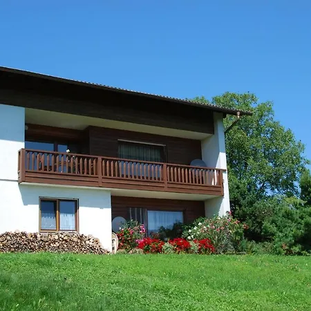 Greimelberg Apartment *